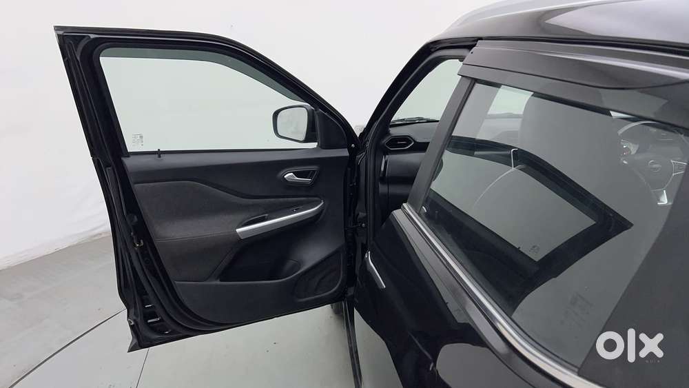 Nissan Magnite 1.0 Xv Premium Turbo Cvt, 2022, Petrol
