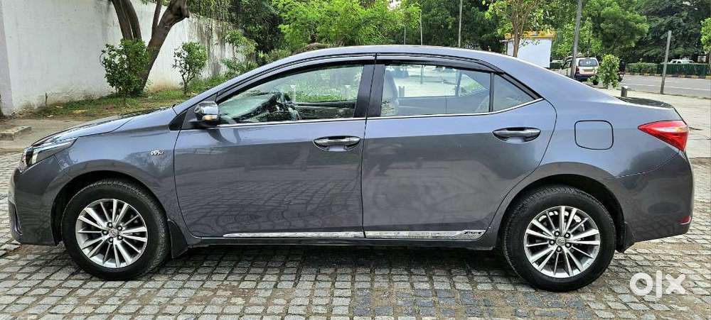 Toyota Corolla Altis Vl, 2015, Petrol