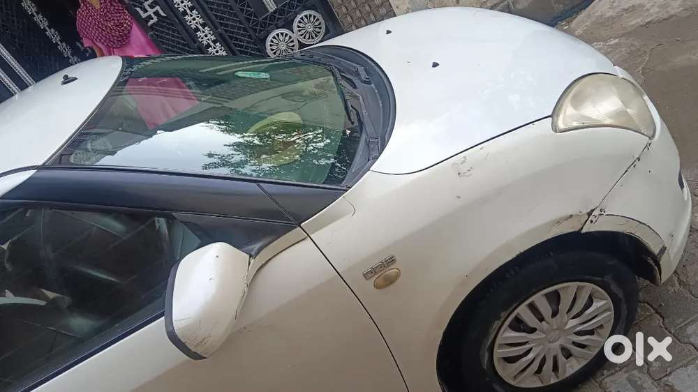 Maruti Suzuki Dzire 1.2 Vxi 2012