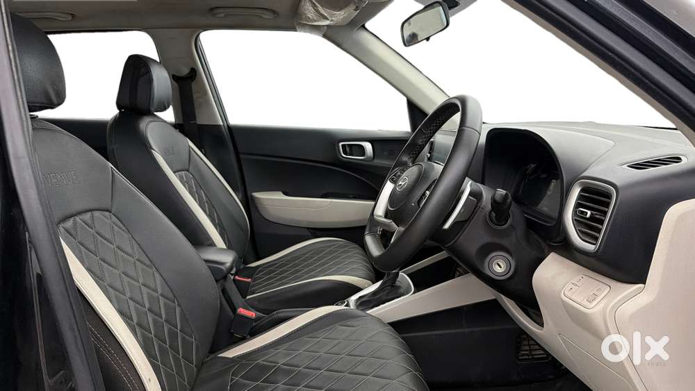 Hyundai Venue 1.0 S (o) Turbo Dct, 2024, Petrol
