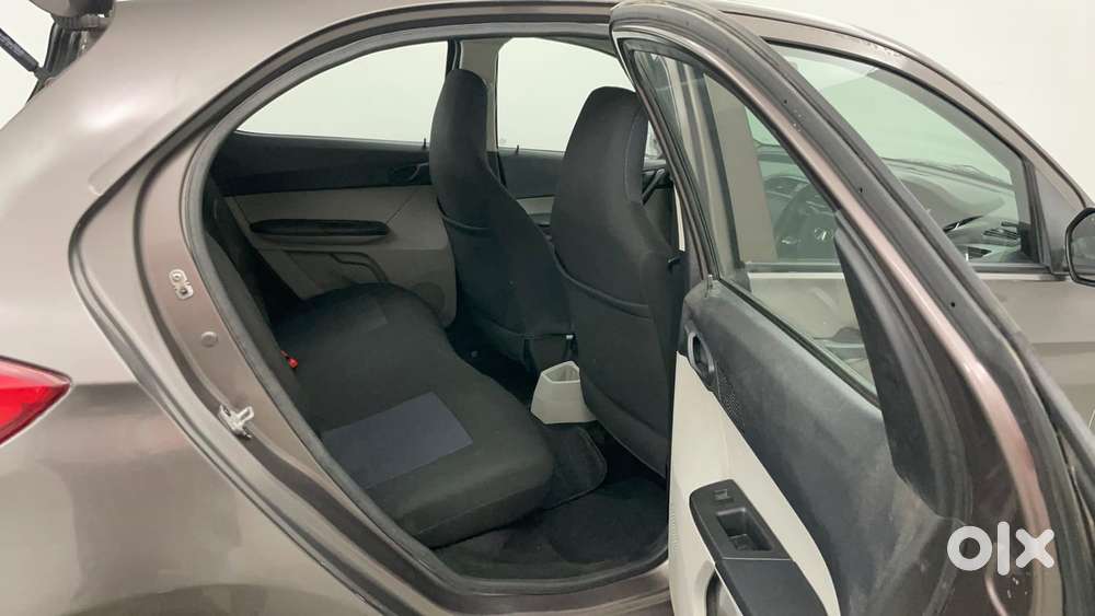 Tata Tiago 1.2 Revotron Xm, 2019, Petrol