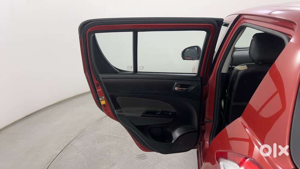 Maruti Suzuki Swift Vvt Vxi, 2014, Petrol