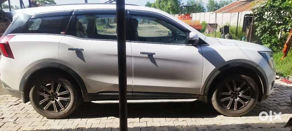 Mahindra Xuv700 Diesel 2025