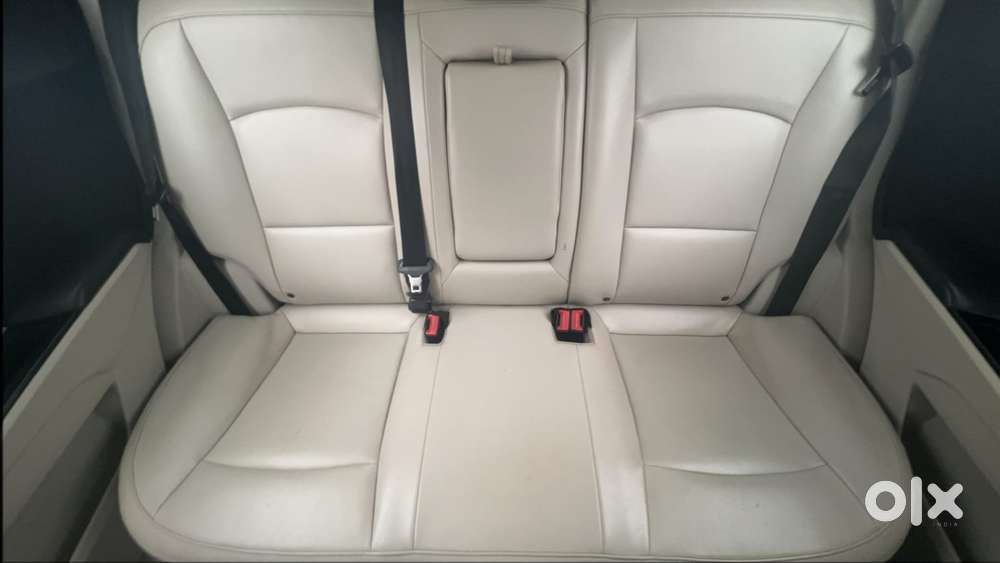 Mahindra Xuv300 W8 Option Diesel, 2019, Diesel