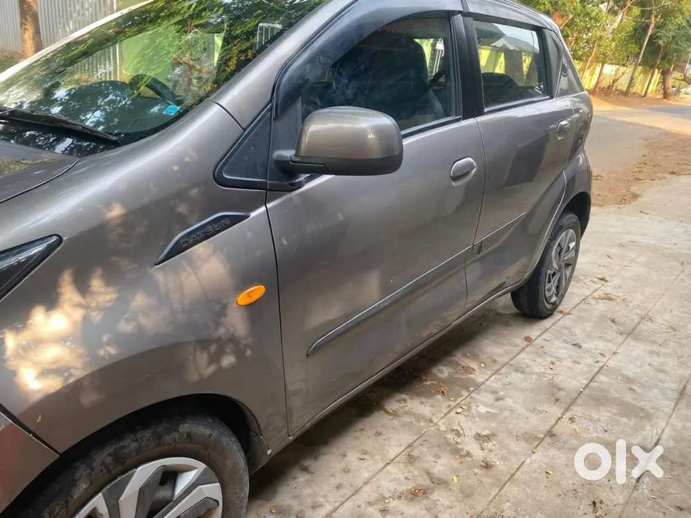 Full Showroom Service Ladies Driving3, Car