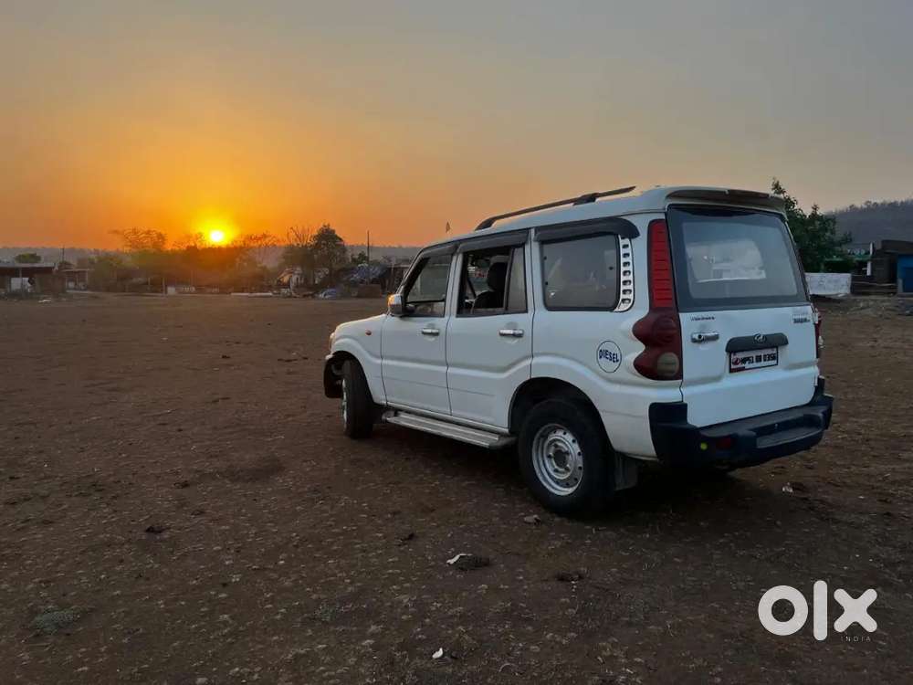 Mahindra Scorpio Diesel Manual 2014 8+1 Setar