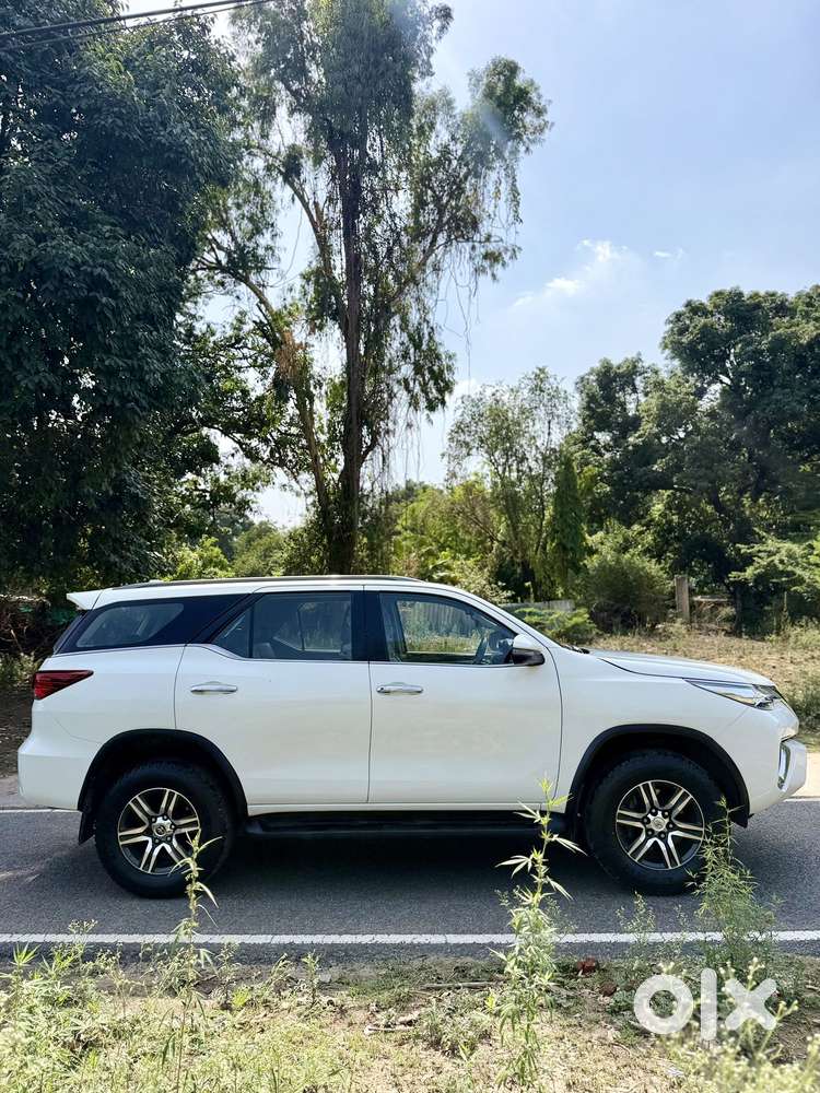 Toyota Fortuner 3.0 4x2 Automatic, 2019, Diesel