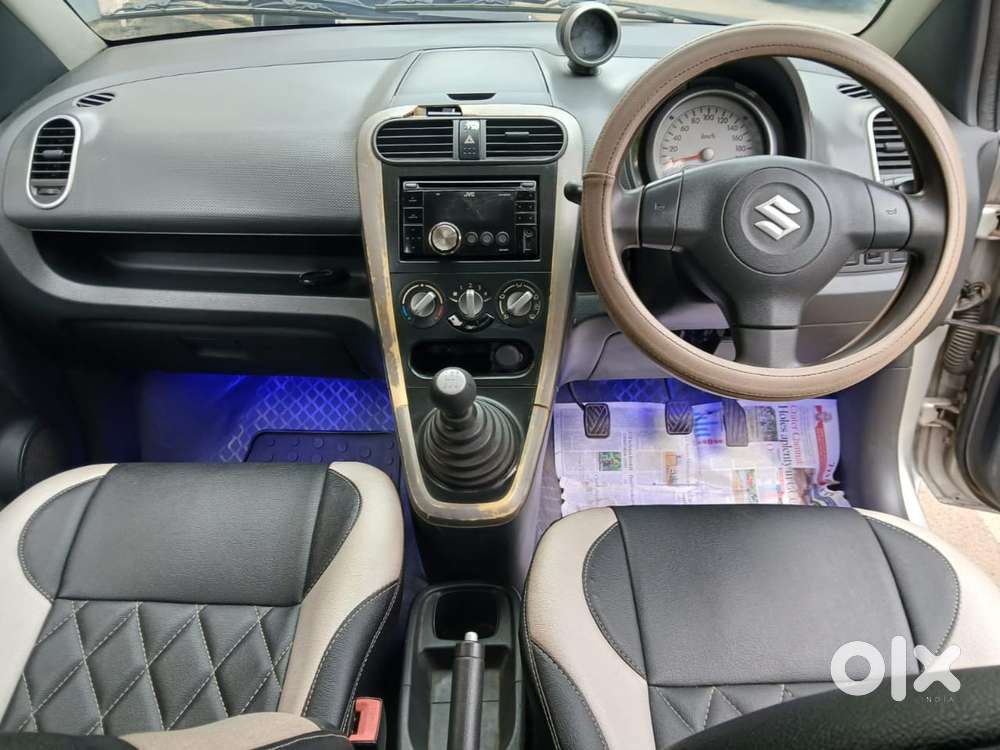Maruti Suzuki Ritz Vxi, 2011, Petrol