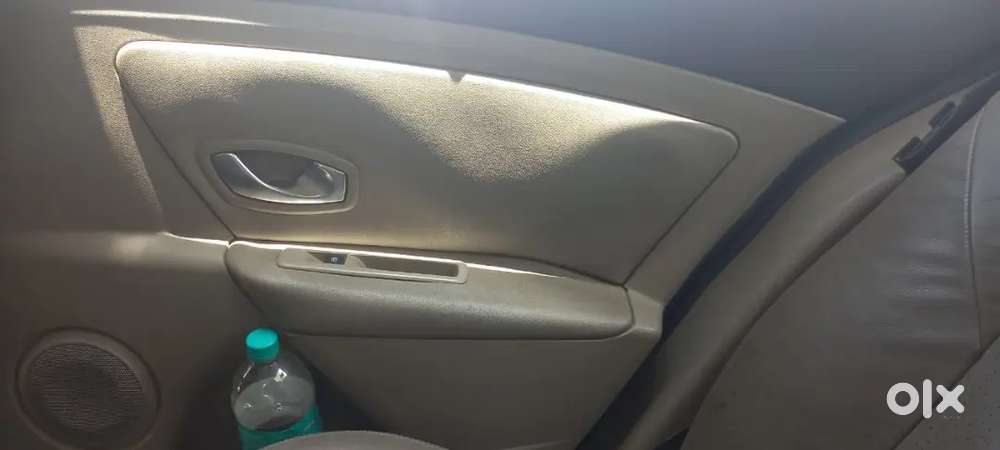 Renault Fluence 2012 Petrol 120000 Km Driven