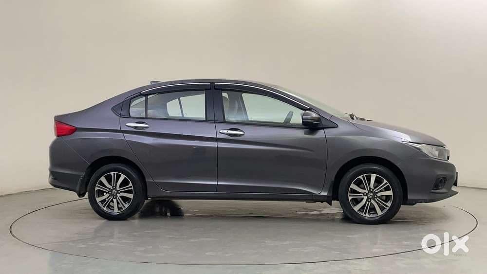 Honda City I-vtec V, 2022, Petrol