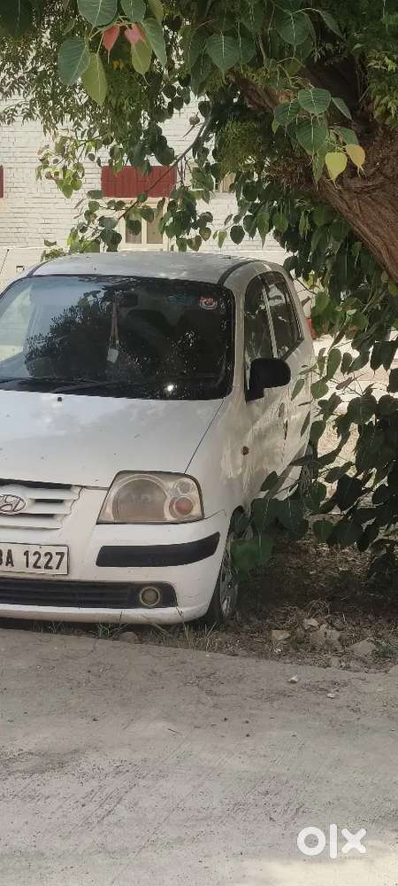 Hyundai Santro 2012 Lpg Well Maintained