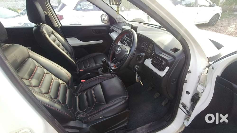 Tata Punch Pure, 2022, Petrol