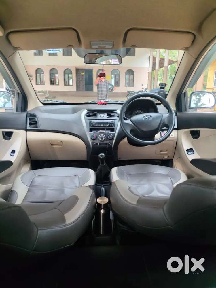 Hyundai Eon 2017 Cng &petrol Uber Attached