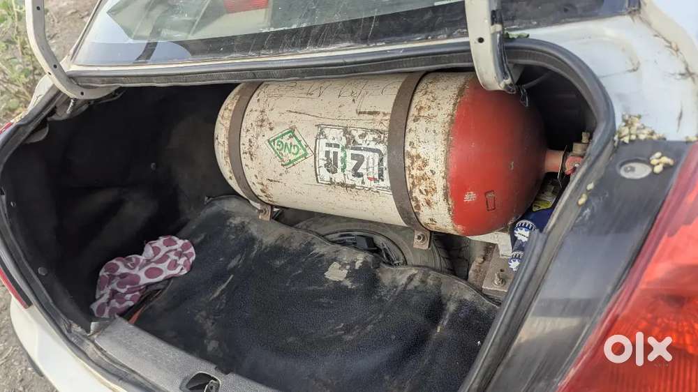 Maruti Suzuki Dzire 2011