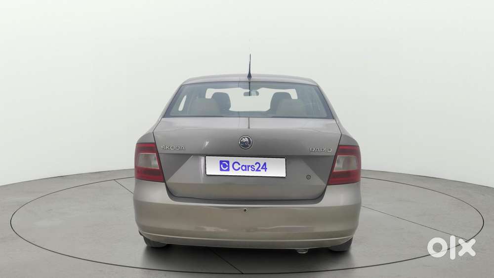 Skoda Rapid 1.6 Mpi Ambition, 2016, Petrol