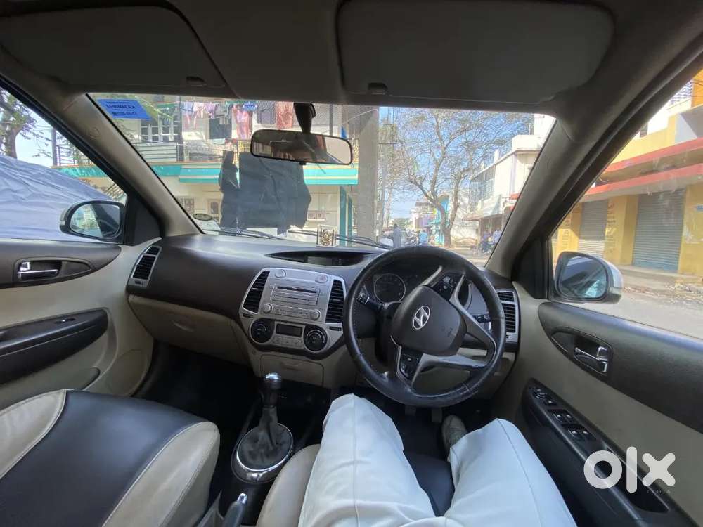 Hyundai I20 Sportz Petrol 2010