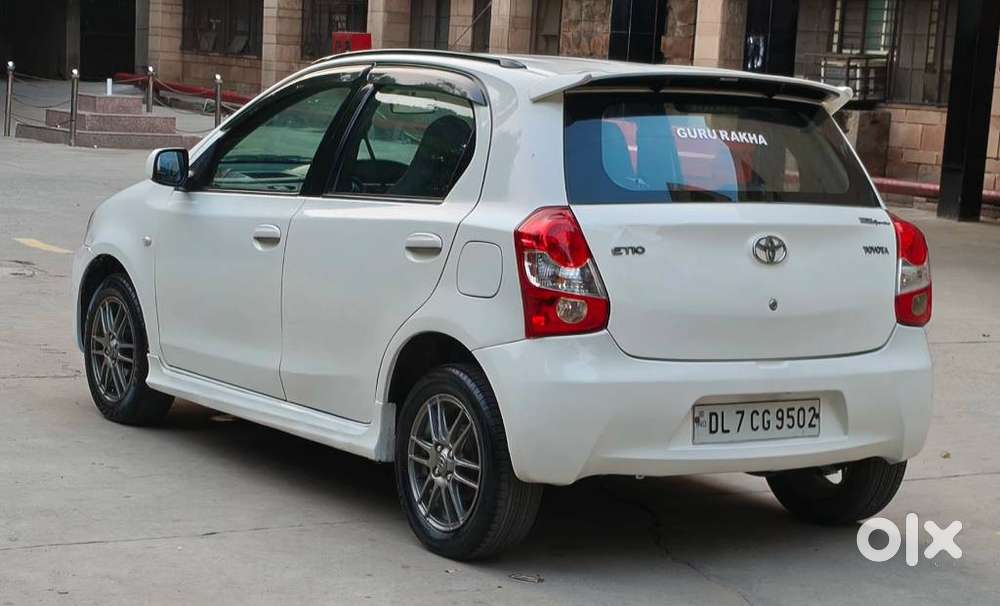 Toyota Etios Liva G, 2012, Petrol