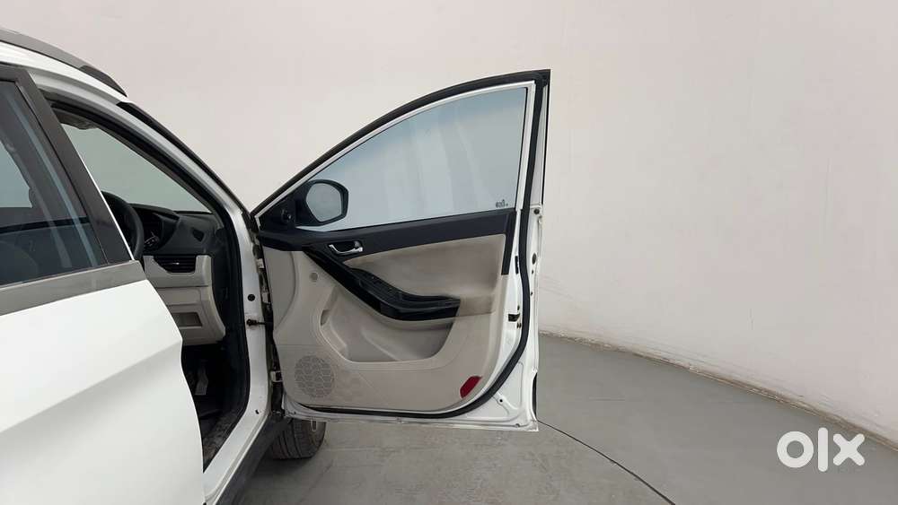 Tata Nexon 1.2 Revotron Xza Plus, 2021, Petrol
