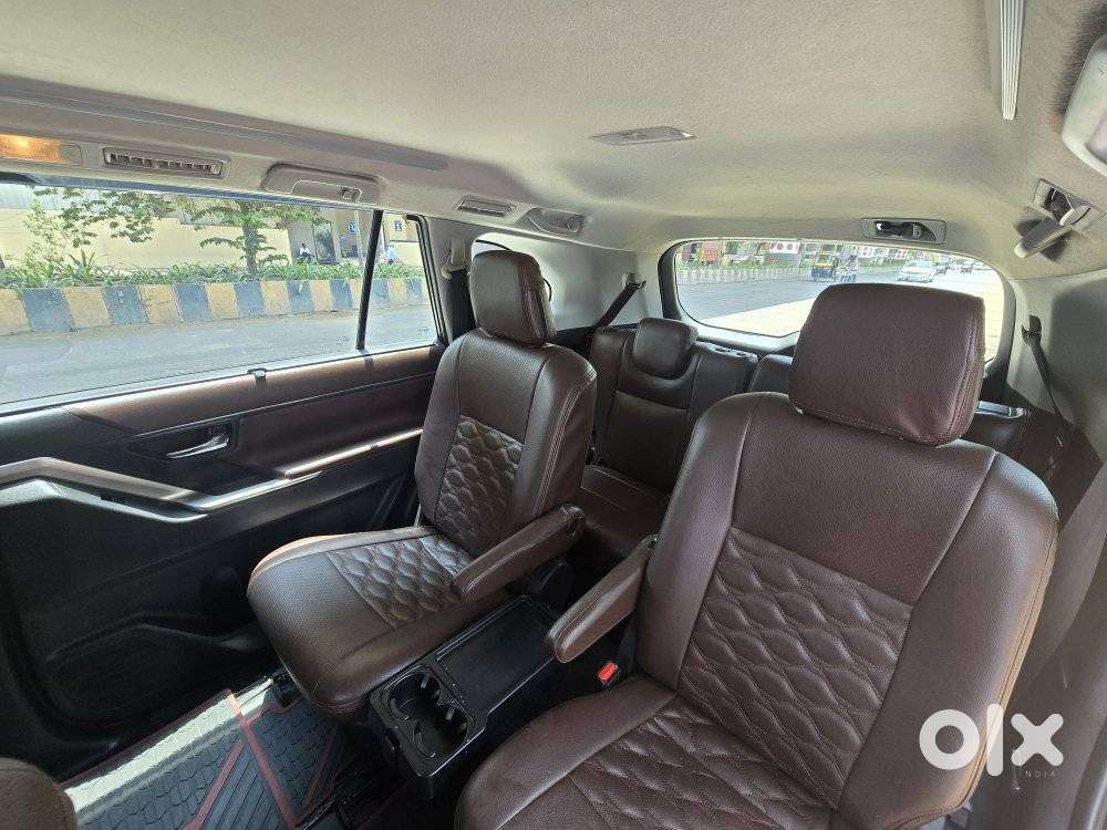 Toyota Innova Hycross 2.0 Vx Hybrid 7 Str, 2023, Petrol