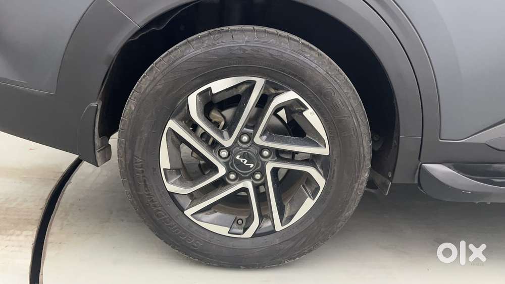 Kia Carens X Line 1.5 Turbo Petrol Dct 6 Str, 2023, Petrol