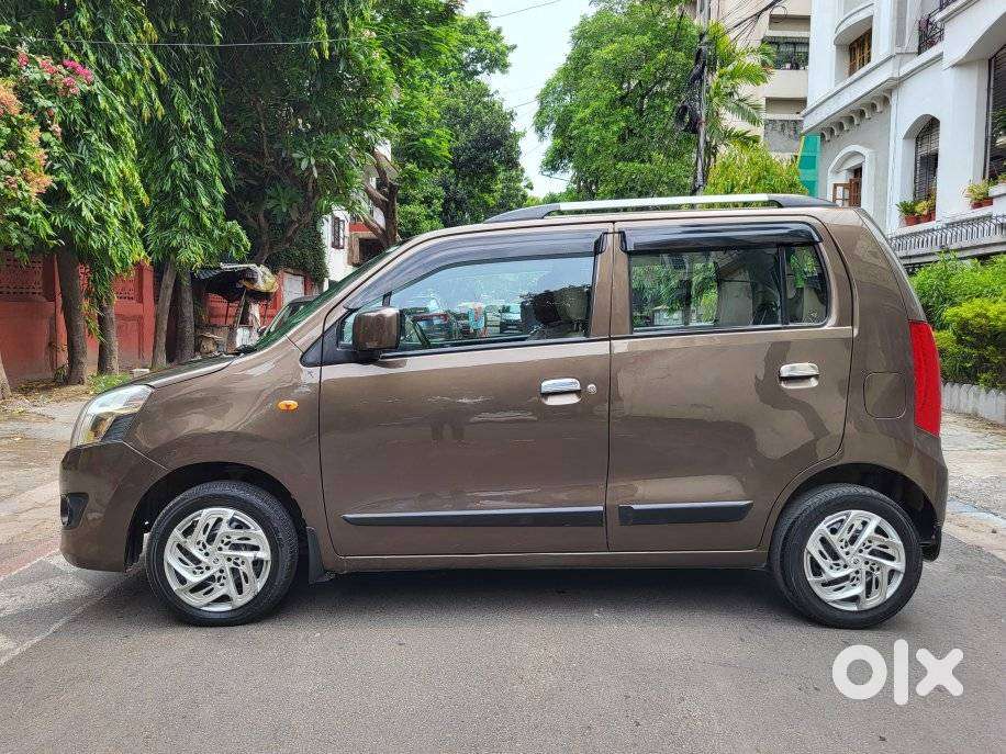 Maruti Suzuki Wagon R Amt Vxi Plus, 2016, Petrol
