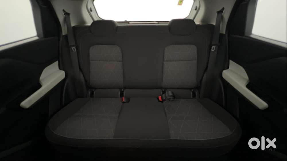 Tata Punch 1.2 Revotron Accomplished Dazzle Pack Mt, 2023, Petrol