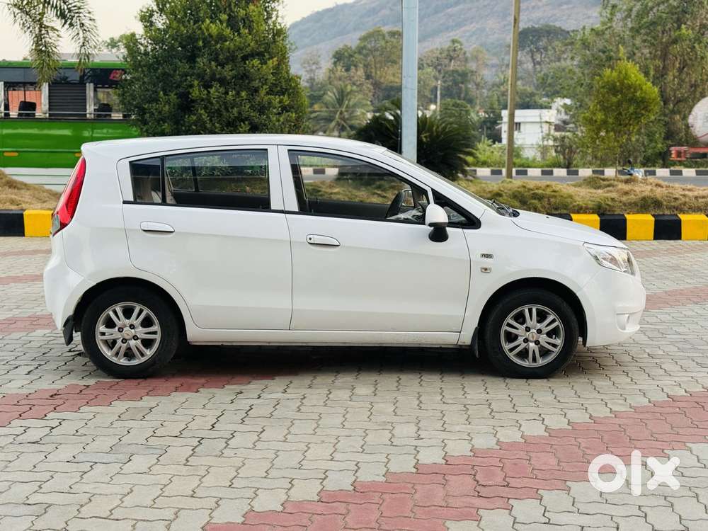 Chevrolet Sail U-va 1.2 Lt Abs, 2013, Petrol