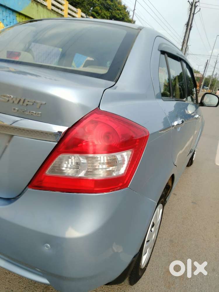 Maruti Suzuki Swift Dzire 1.2 Vxi Bsiv, 2013, Petrol