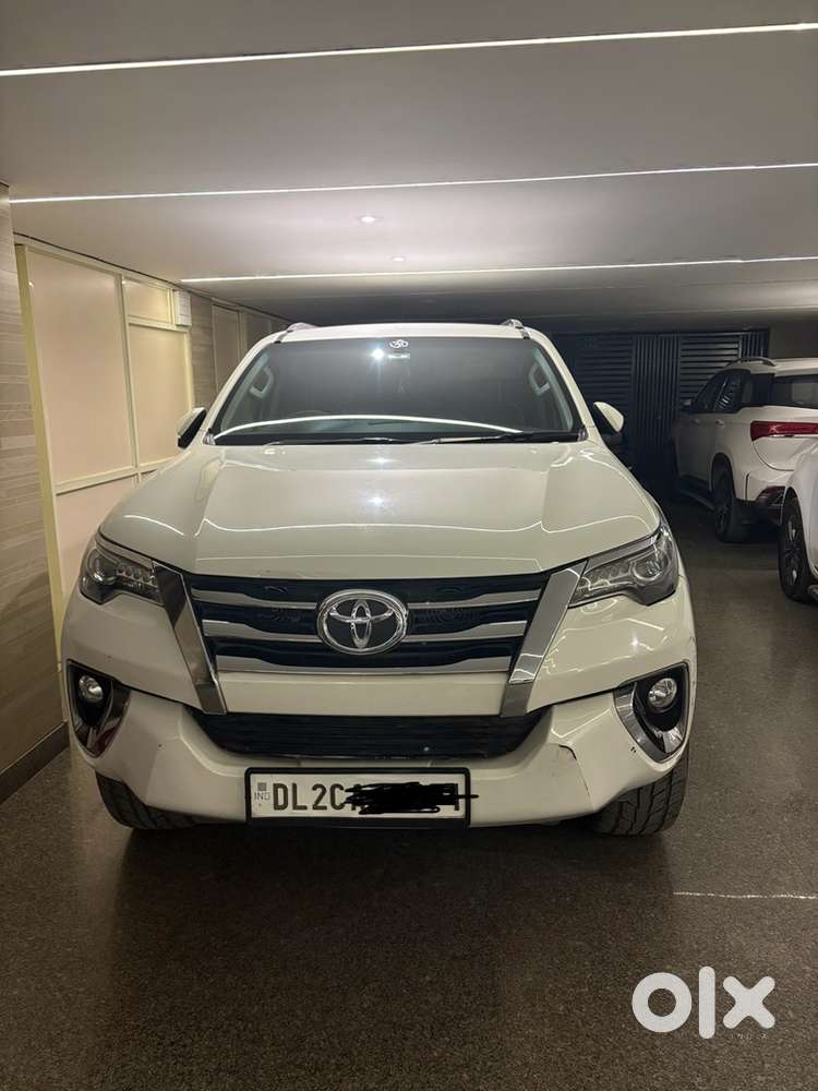 Toyota Fortuner 2018 Diesel 145000 Km Driven