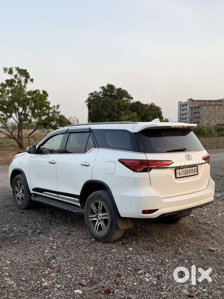 Toyota Fortuner 4x2 At 2.8 Diesel, 2019, Diesel