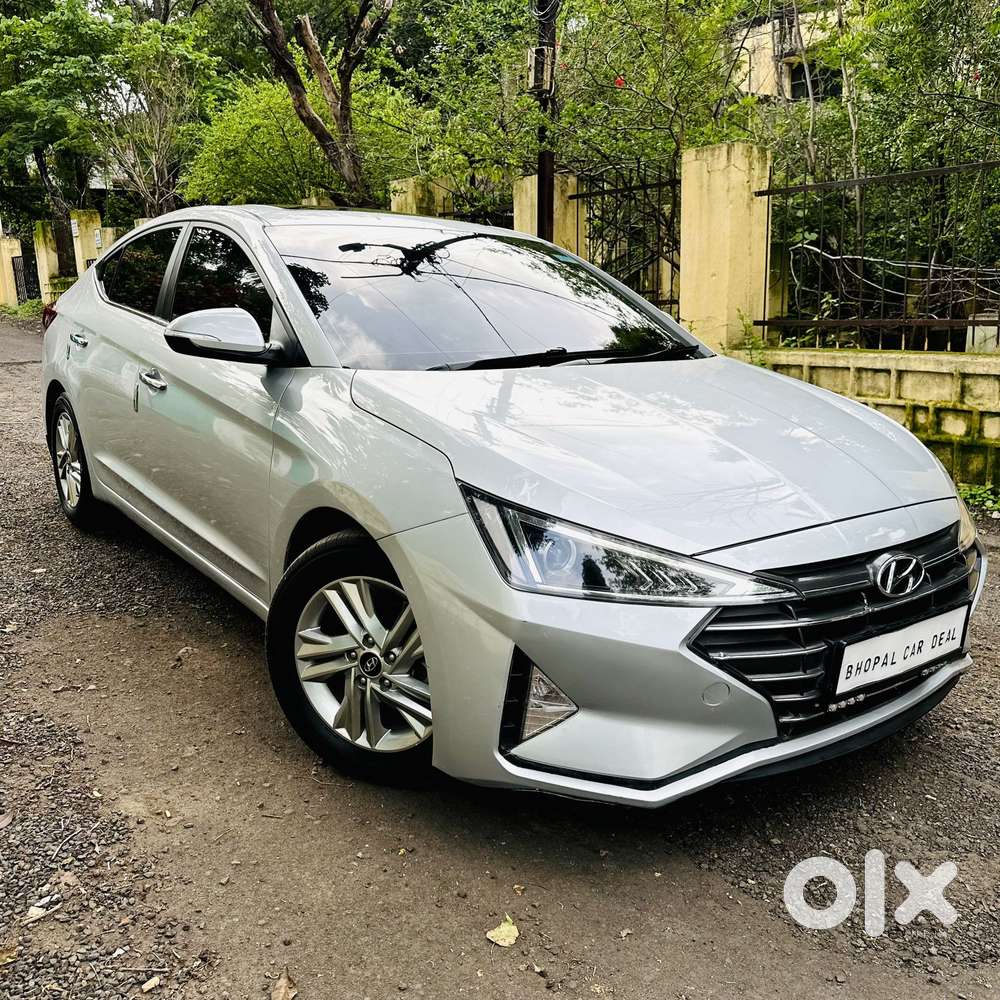 Hyundai New Elantra, 2022, Petrol