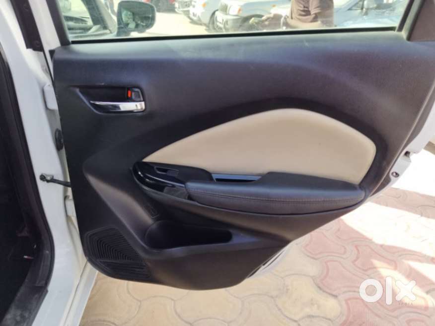 Toyota Glanza 1.2 V, 2023, Petrol