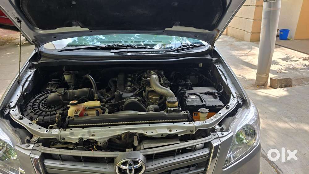 Toyota Innova 2.5 G (diesel) 7 Seater Bs Iv, 2011, Diesel