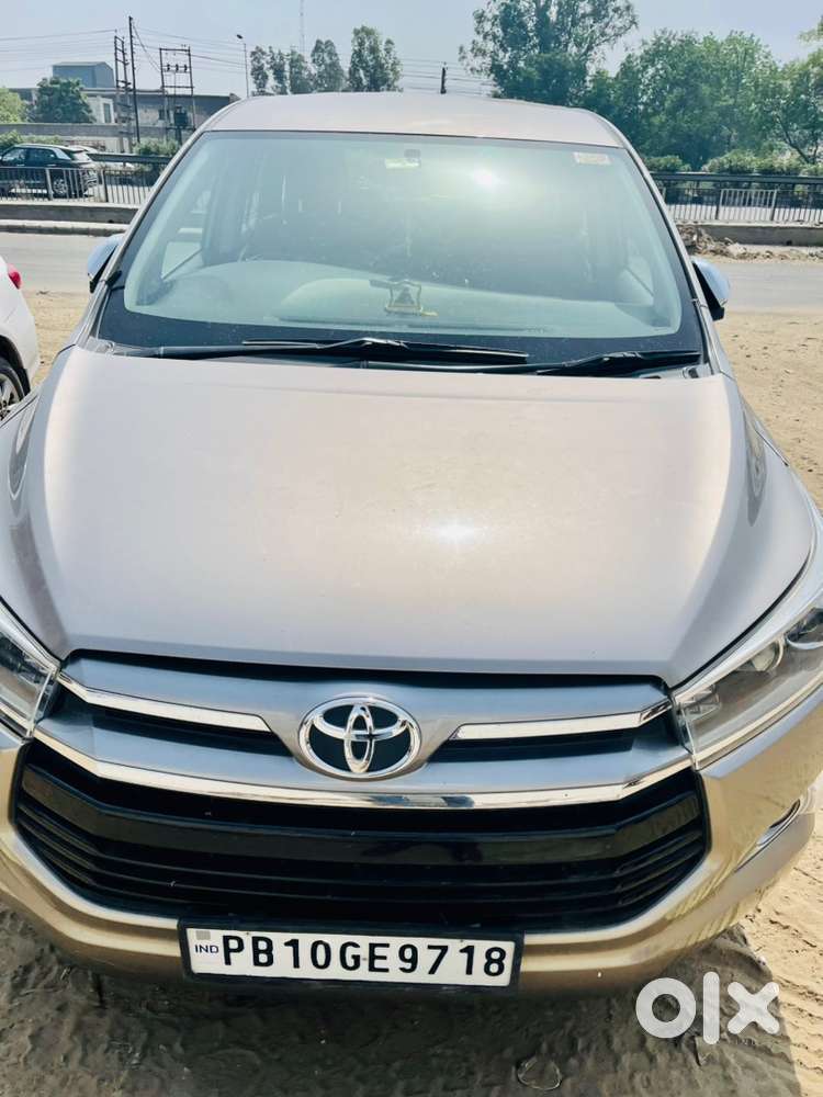 Toyota Innova Crysta 2017