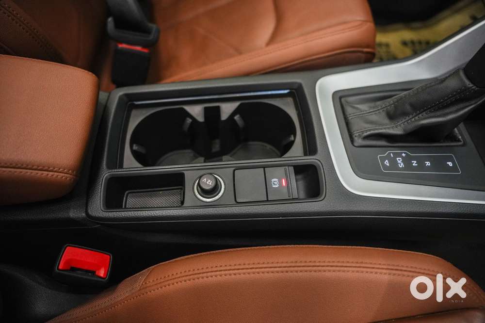 Audi Q3 40 Tfsi Premium Plus, 2024, Petrol