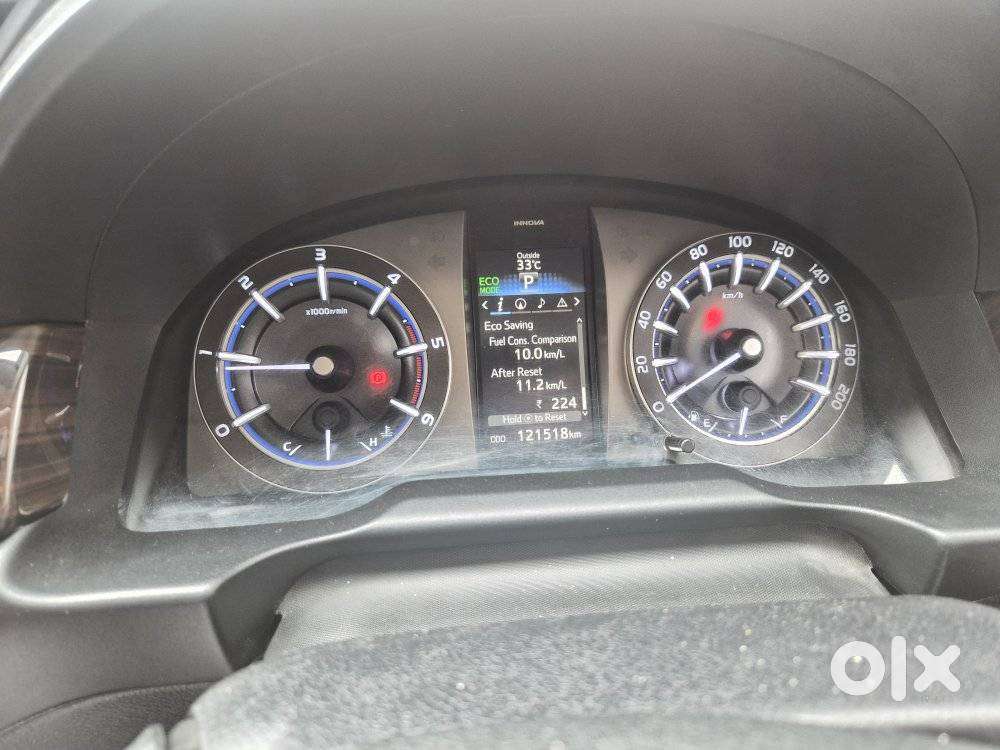 Toyota Innova Crysta 2.8z Automatic, 2016, Diesel