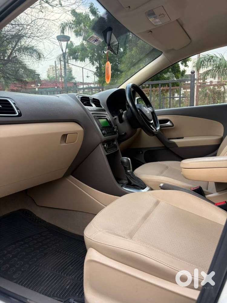 Volkswagen Vento 1.2 Tsi Highline Plus At, 2016, Petrol