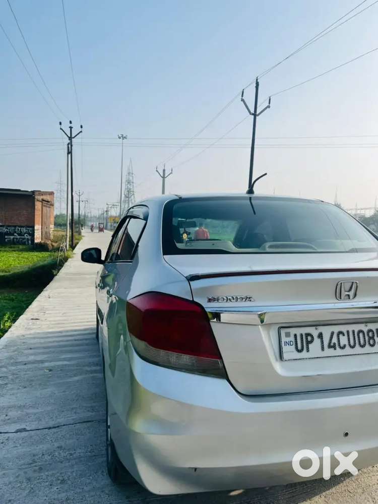 Honda Amaze 2015 Diesel Well Maintained