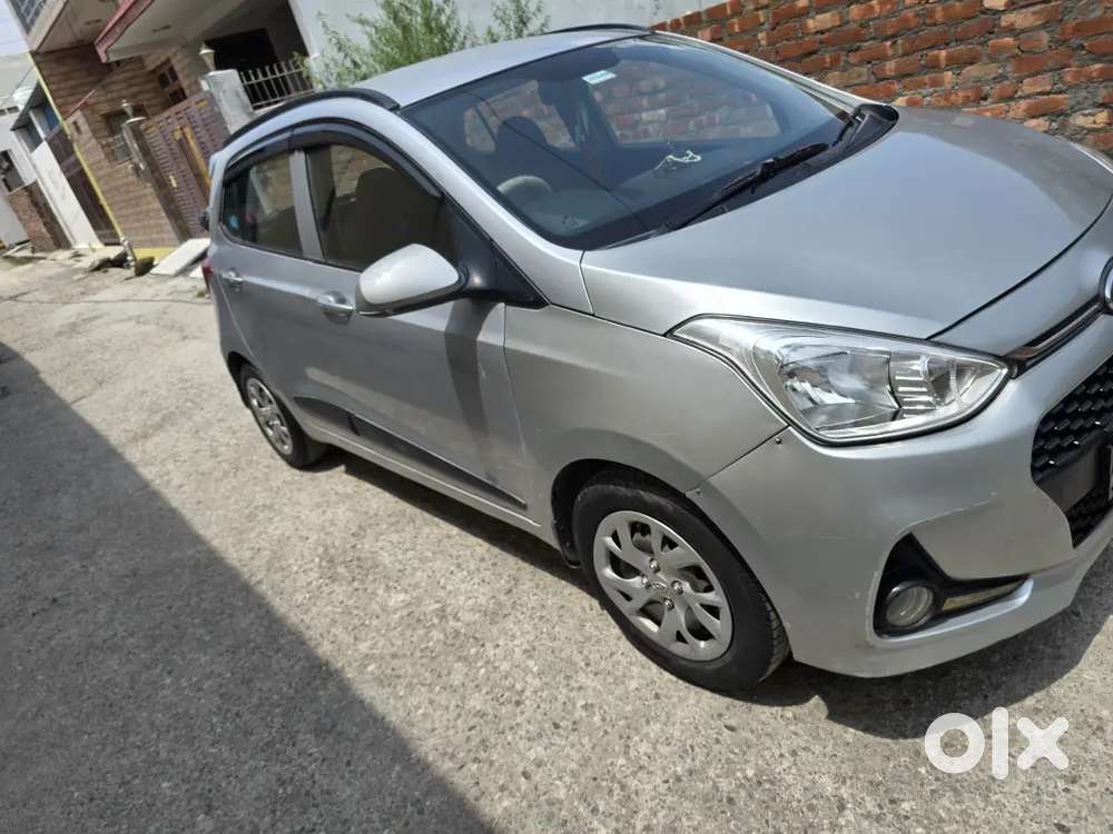Hyundai Grand I10 Sportz 2019 Company Record Service