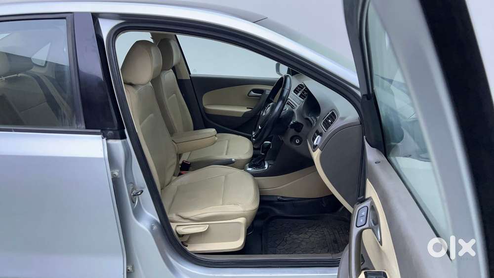 Volkswagen Vento Petrol Highline, 2016, Petrol
