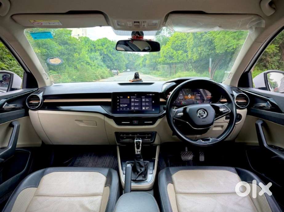 Skoda Slavia 1.0 Tsi Style, 2022, Petrol