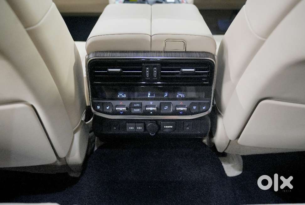 Toyota Land Cruiser 3.3 Zx Diesel, 2026, Diesel