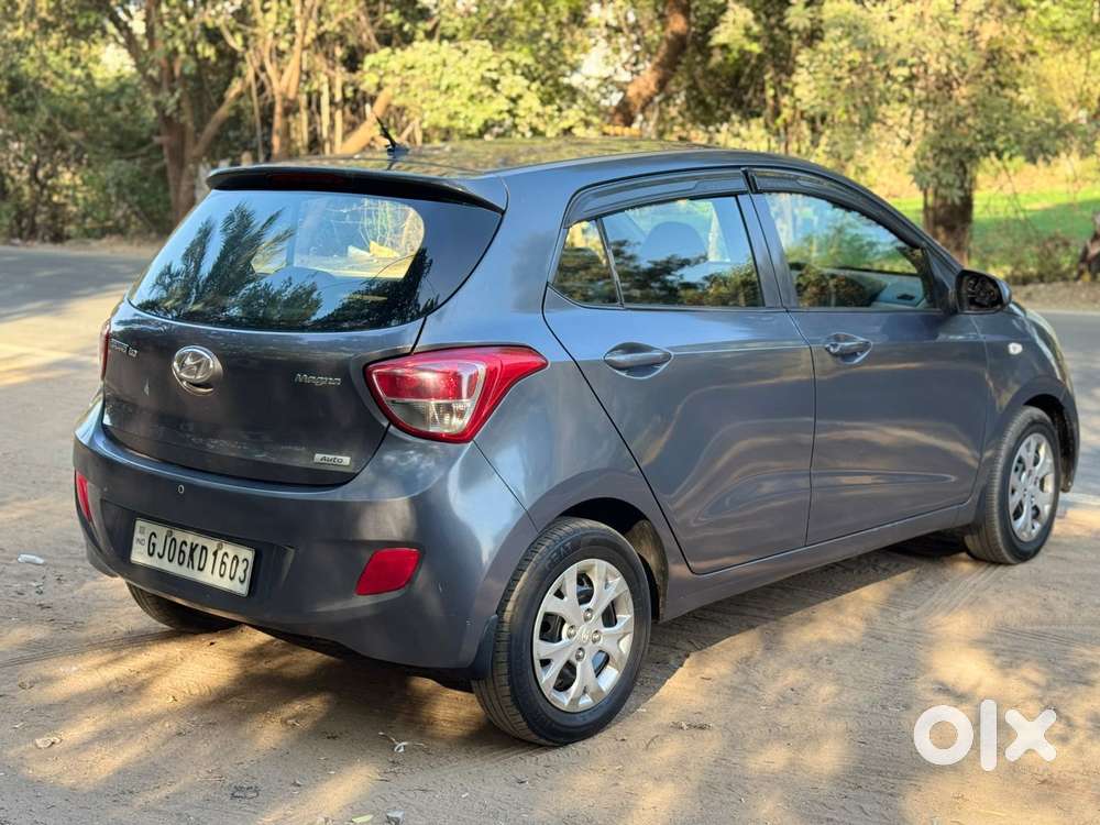 Hyundai I10 Magna Automatic, 2016, Petrol