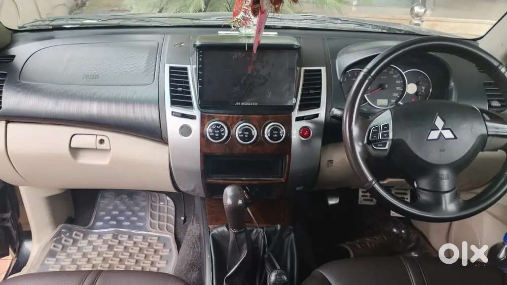 Mitsubishi Pajero Sport 2015 Manual