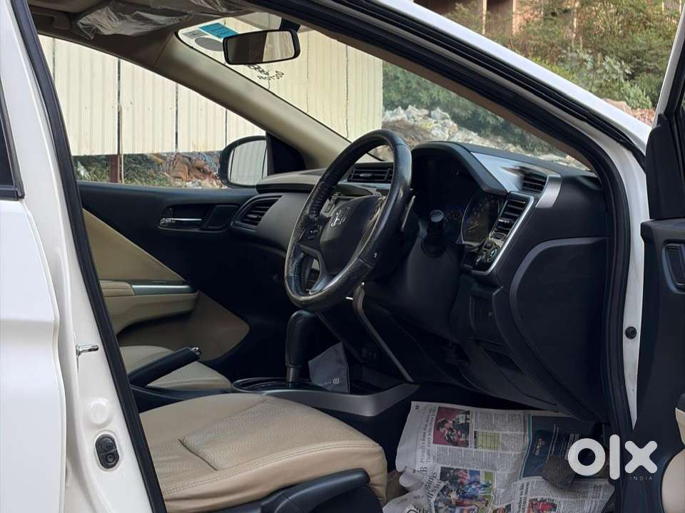 Honda City 2011-2013 1.5 V At Sunroof, 2014, Petrol