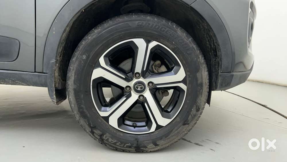 Tata Nexon 1.2 Revotron Xz Plus (s), 2021, Petrol