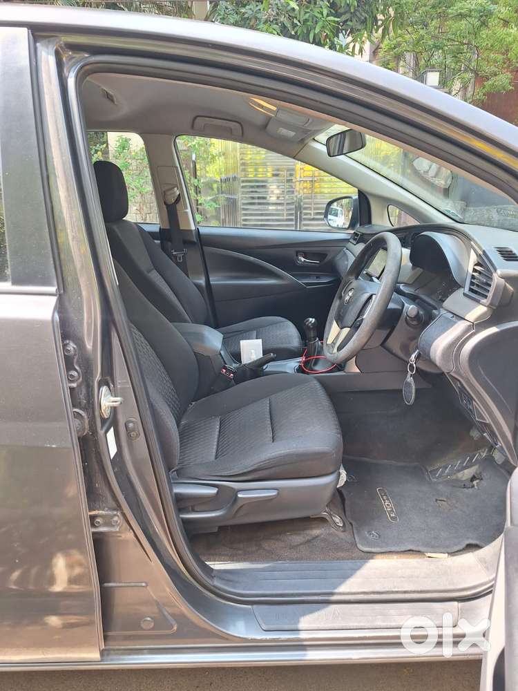 Toyota Innova Crysta 2.4 G Mt 8s, 2018, Diesel