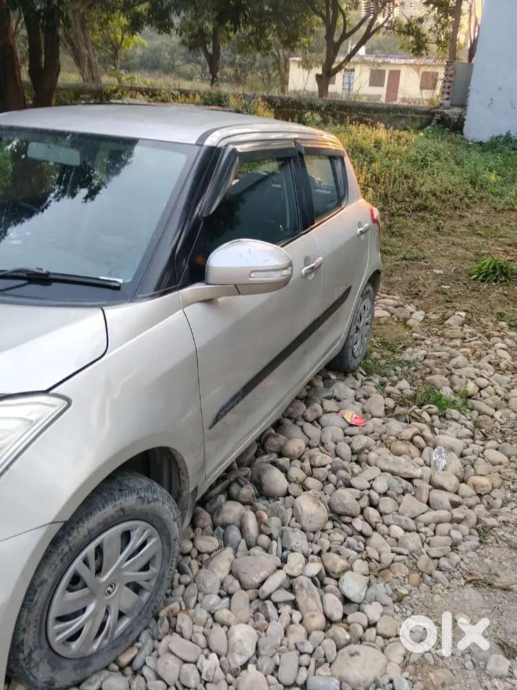 Maruti Suzuki Swift 2015 Diesel 72000 Km Driven