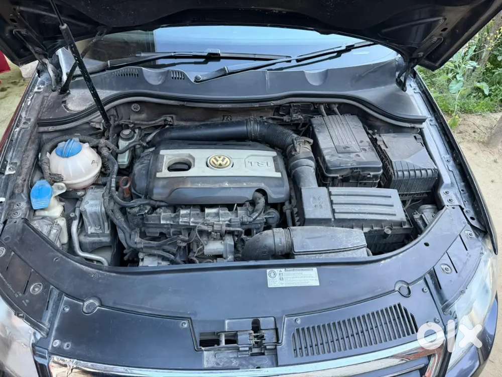 Volkswagen Passat 2010 Petrol 132000 Km Driven