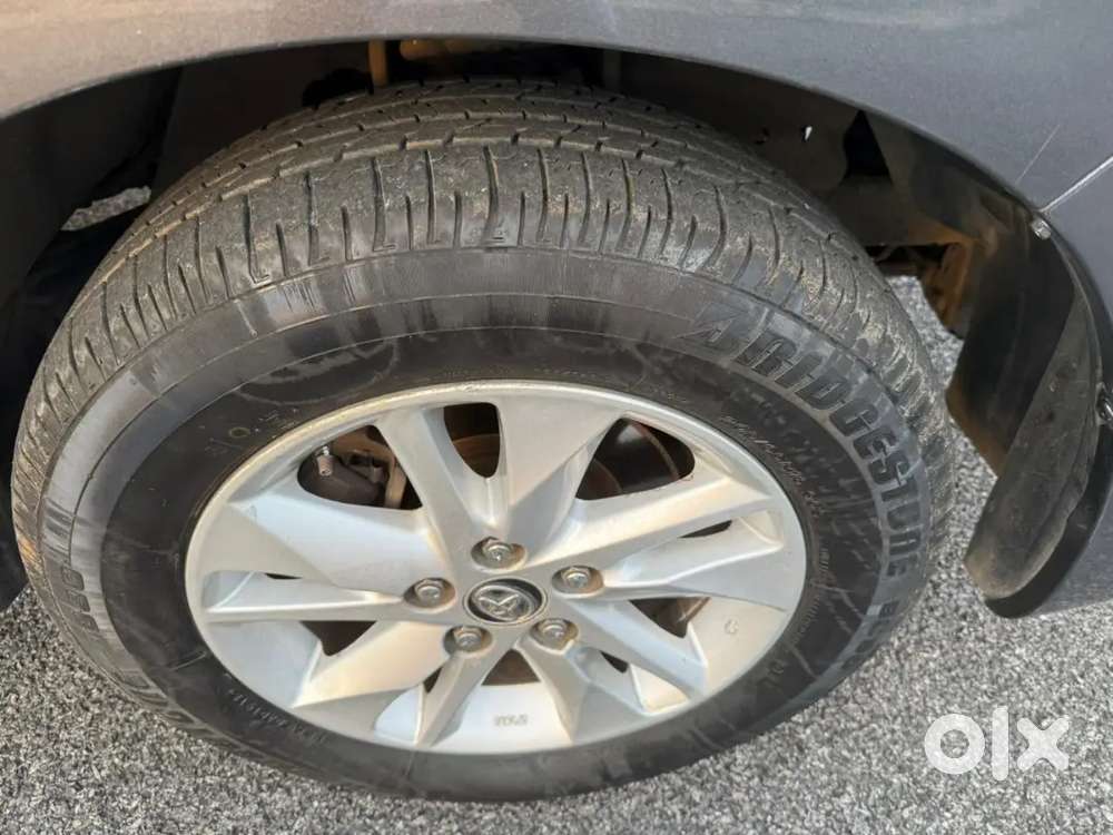 Toyota Innova Crysta 2.4gx 7str 2018 Model